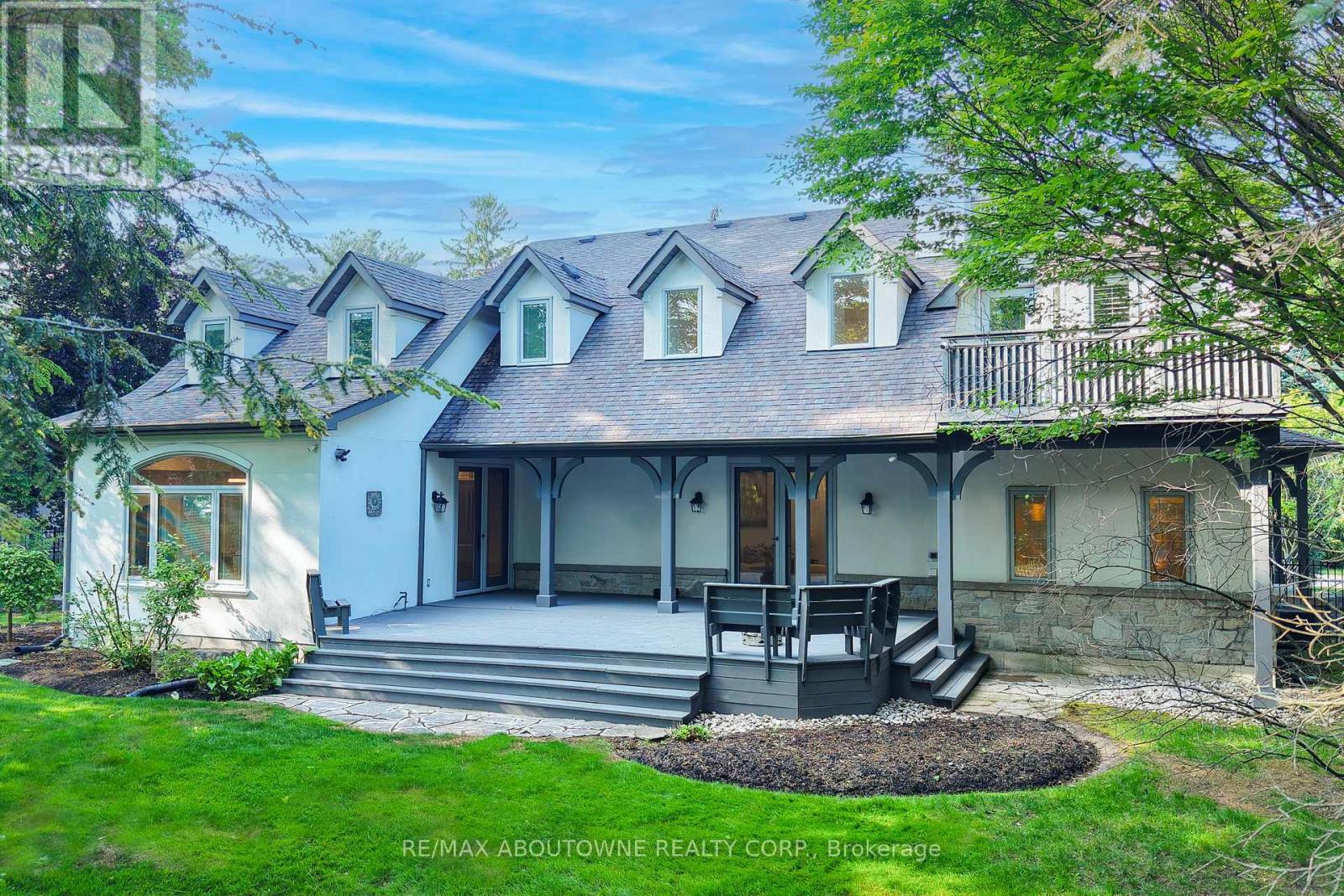 116 Parkwood Court, Oakville, Ontario  L6J 7W6 - Photo 40 - W12205295