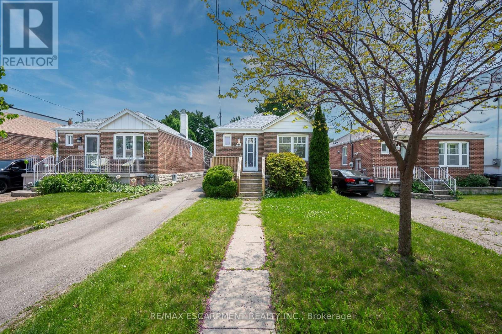 61 Struthers Street, Toronto, Ontario  M8V 1Y2 - Photo 1 - W12200900