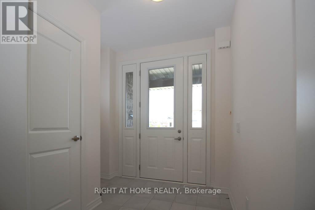 349 Raymond Road, Hamilton (Meadowlands), Ontario  L9K 0J8 - Photo 4 - X12204112
