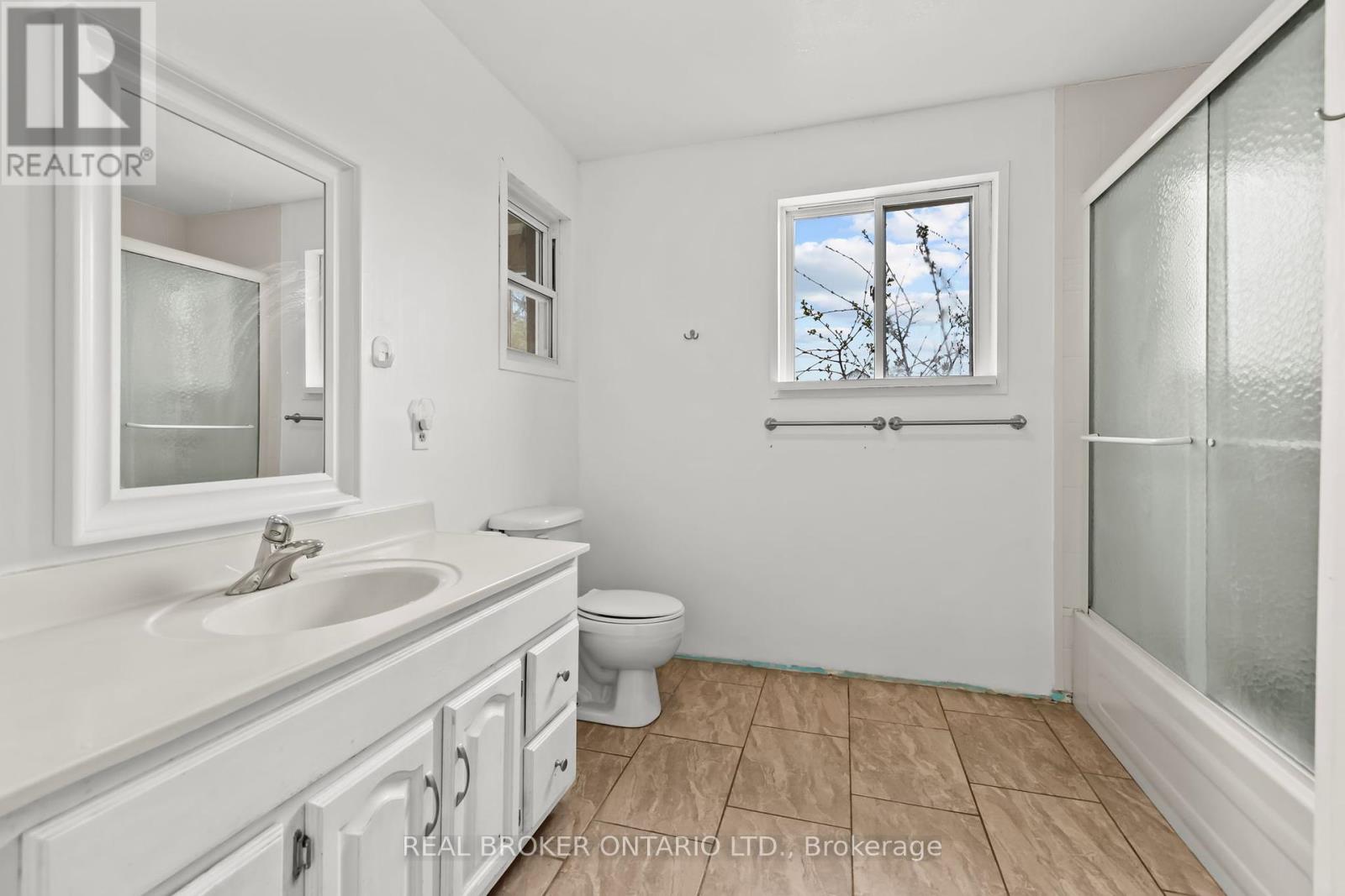183 Wolfe Lake Road, Rideau Lakes, Ontario  K0G 1X0 - Photo 10 - X12141269