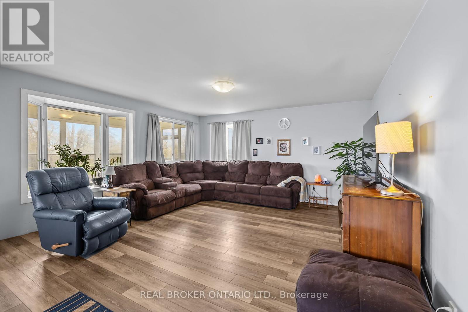 183 Wolfe Lake Road, Rideau Lakes, Ontario  K0G 1X0 - Photo 8 - X12141269