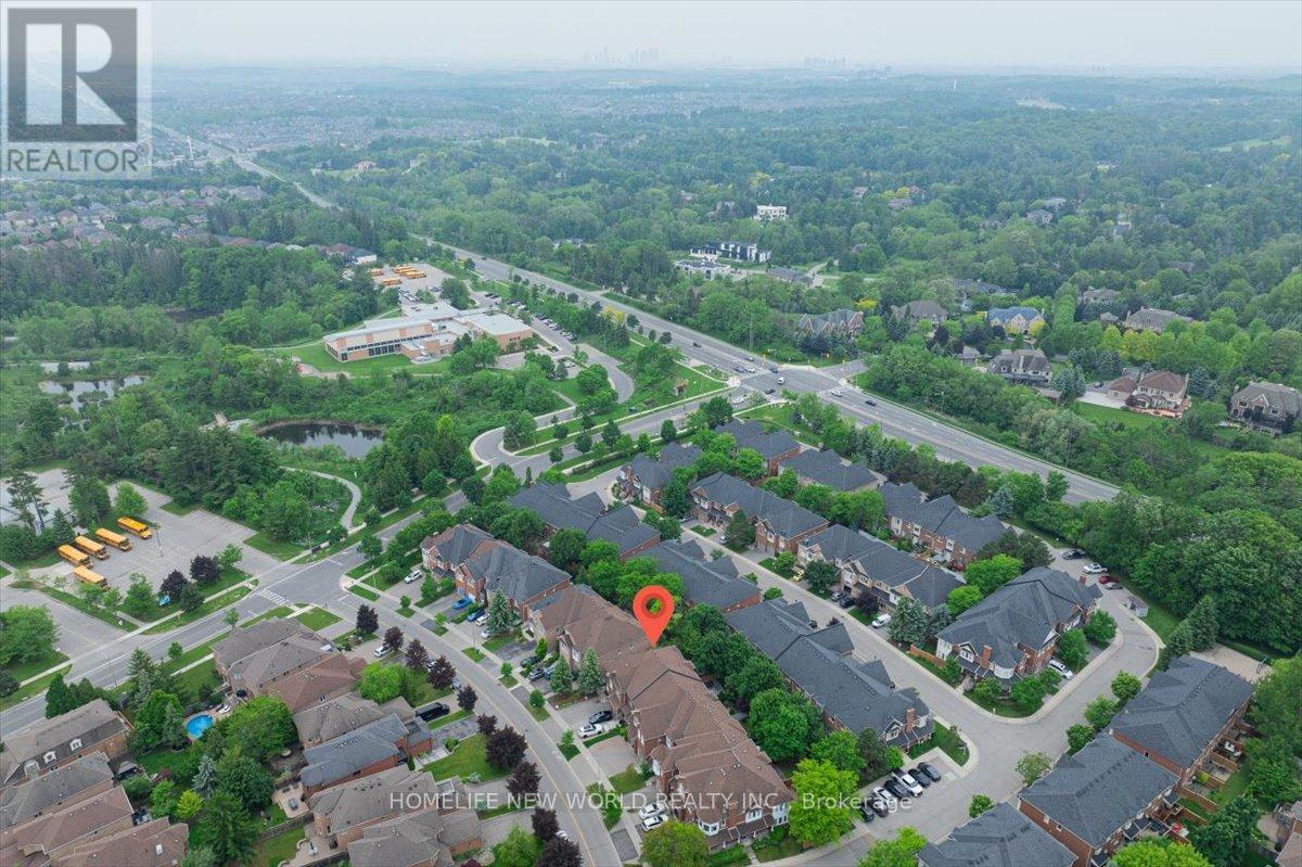 12 Casa Grande Street, Richmond Hill, Ontario  L4S 1R5 - Photo 4 - N12208255