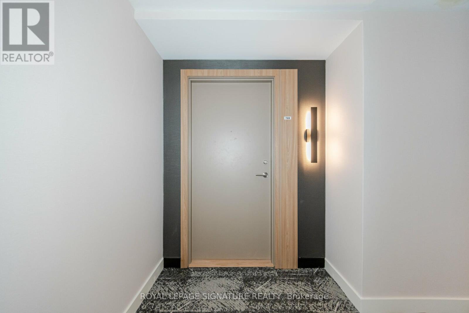 722 - 185 Dunlop Street E, Barrie, Ontario  L4M 0L7 - Photo 4 - S12208206