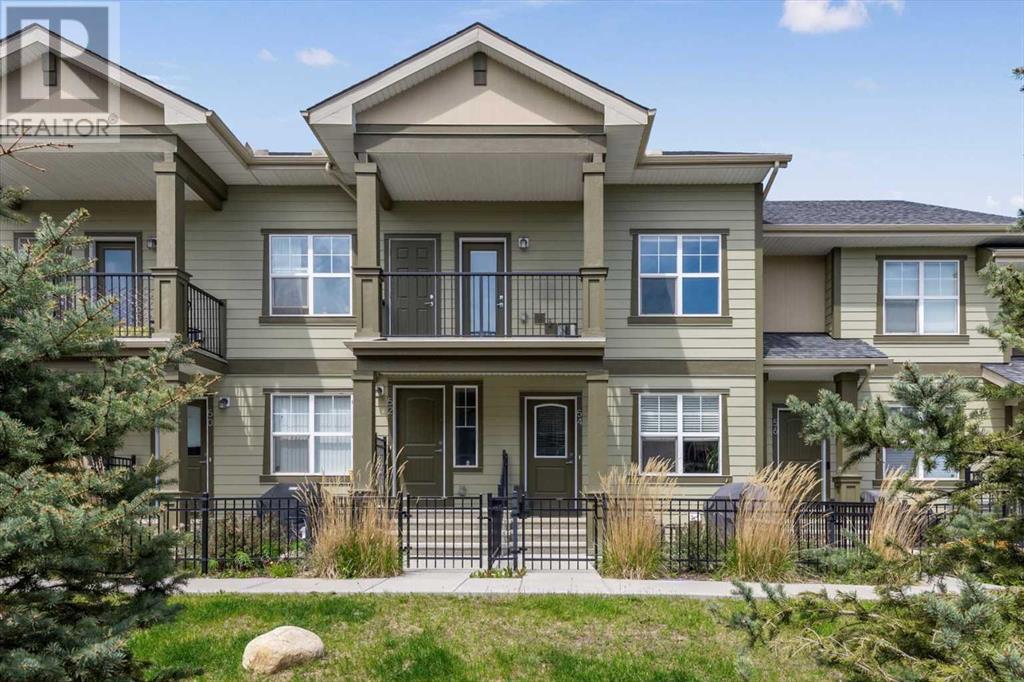 Property at 52 Evanscrest Gardens NW image 1