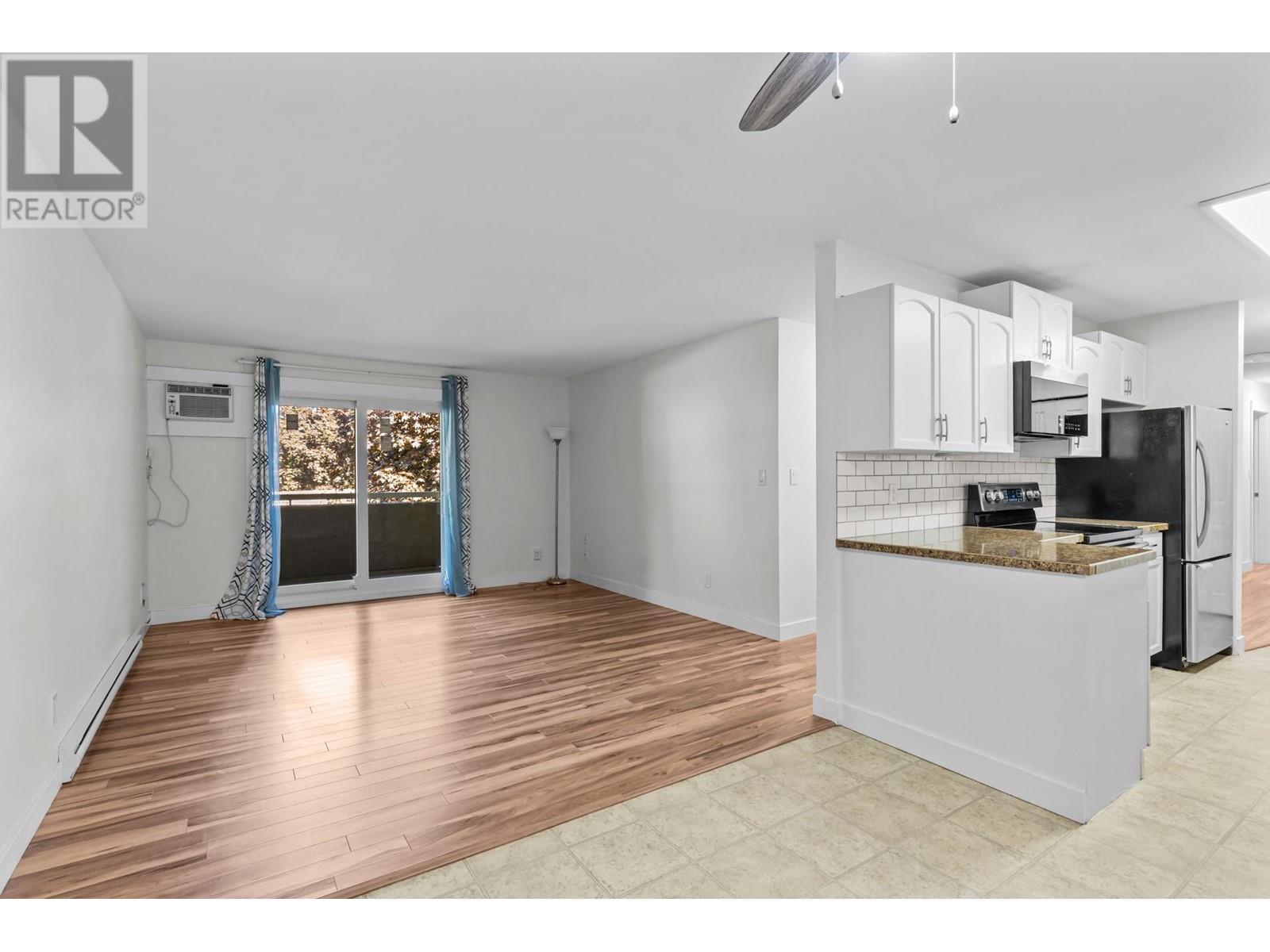 3854 Gordon Drive Unit# 263, Kelowna, British Columbia  V1W 3G5 - Photo 7 - 10346439