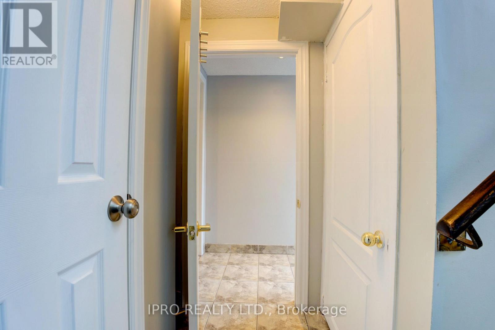 208 Meadows Boulevard, Mississauga, Ontario  L4Z 1J9 - Photo 21 - W12208212
