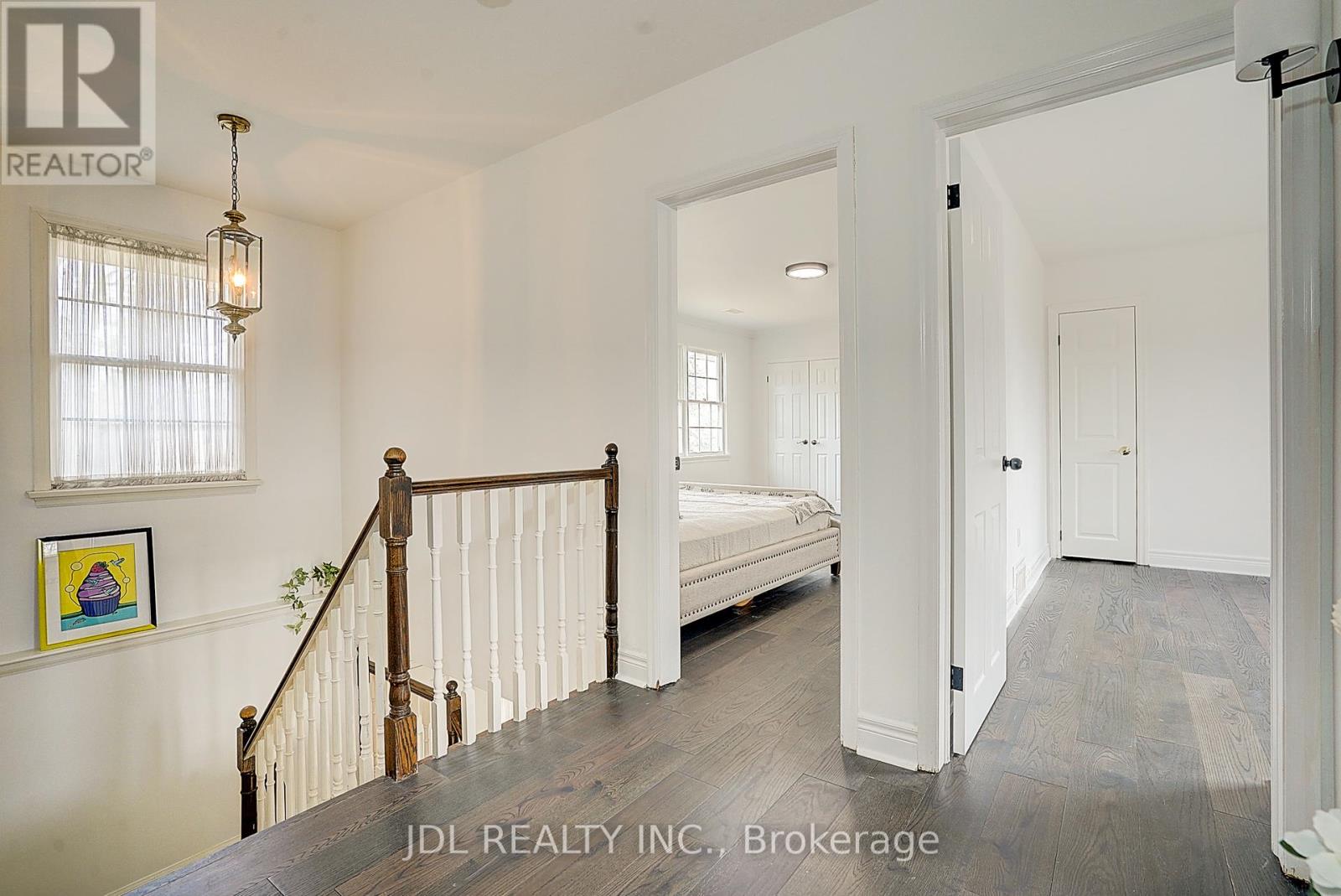 312 Dalewood Drive, Oakville, Ontario  L6J 4P5 - Photo 21 - W12208222