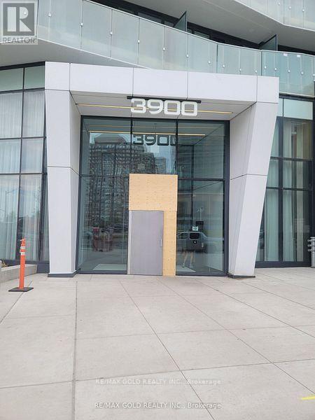 1804 - 3900 Confederation Parkway, Mississauga, Ontario  L5B 0M3 - Photo 2 - W12208254