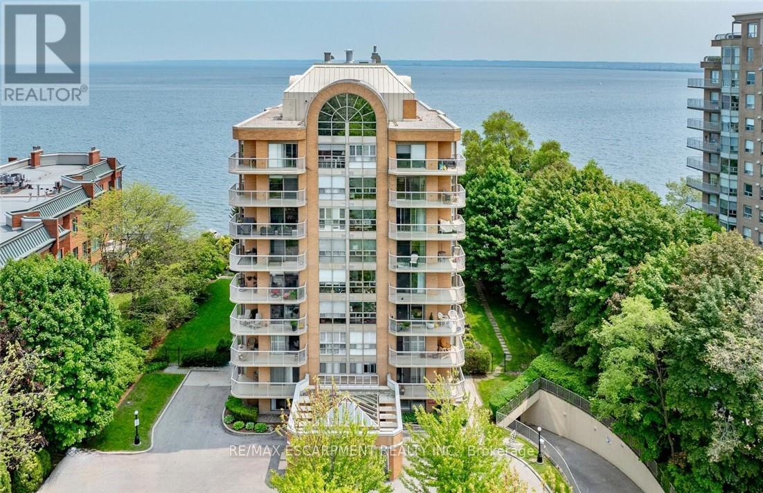 803 - 2210 Lakeshore Road N, Burlington, Ontario  L7R 4J9 - Photo 1 - W12208262