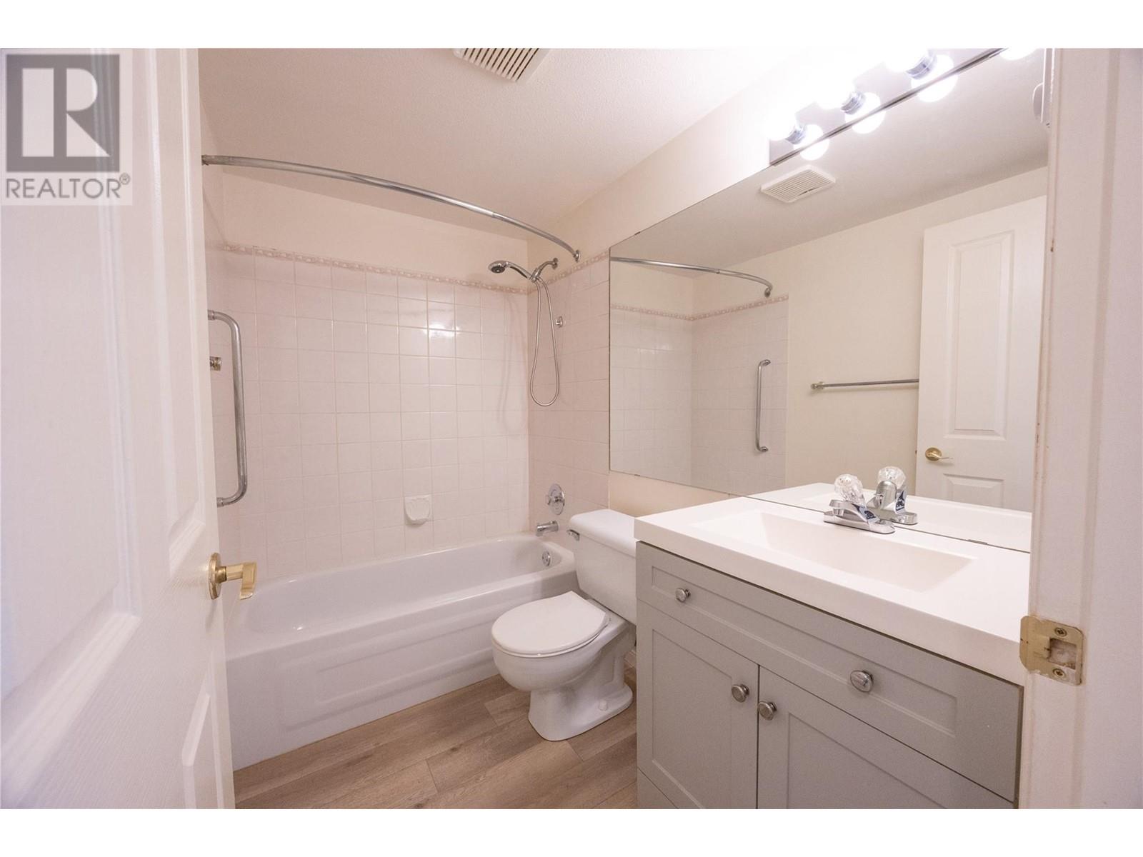 8700 Jubilee Road E Unit# 205, Summerland, British Columbia  V0H 1Z5 - Photo 9 - 10351353