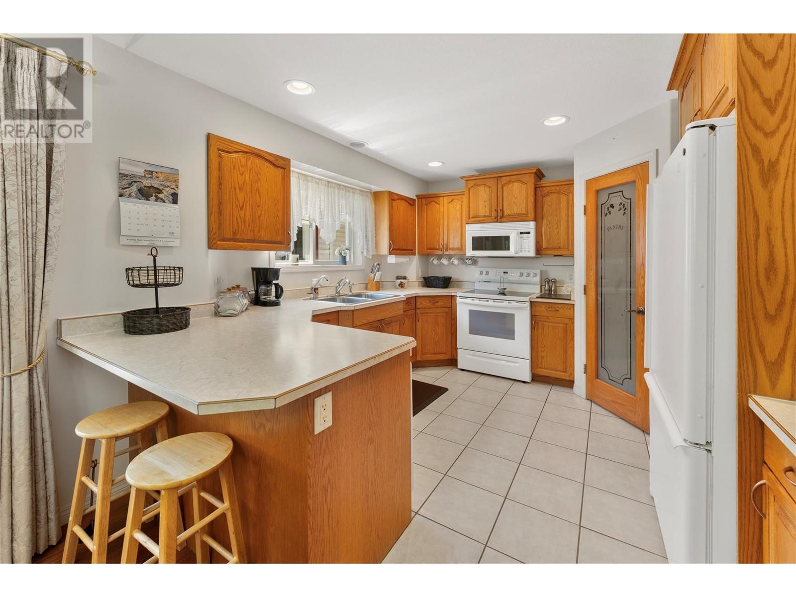1188 Houghton Road Unit# 111, Kelowna, British Columbia  V1Y 9K8 - Photo 8 - 10351511