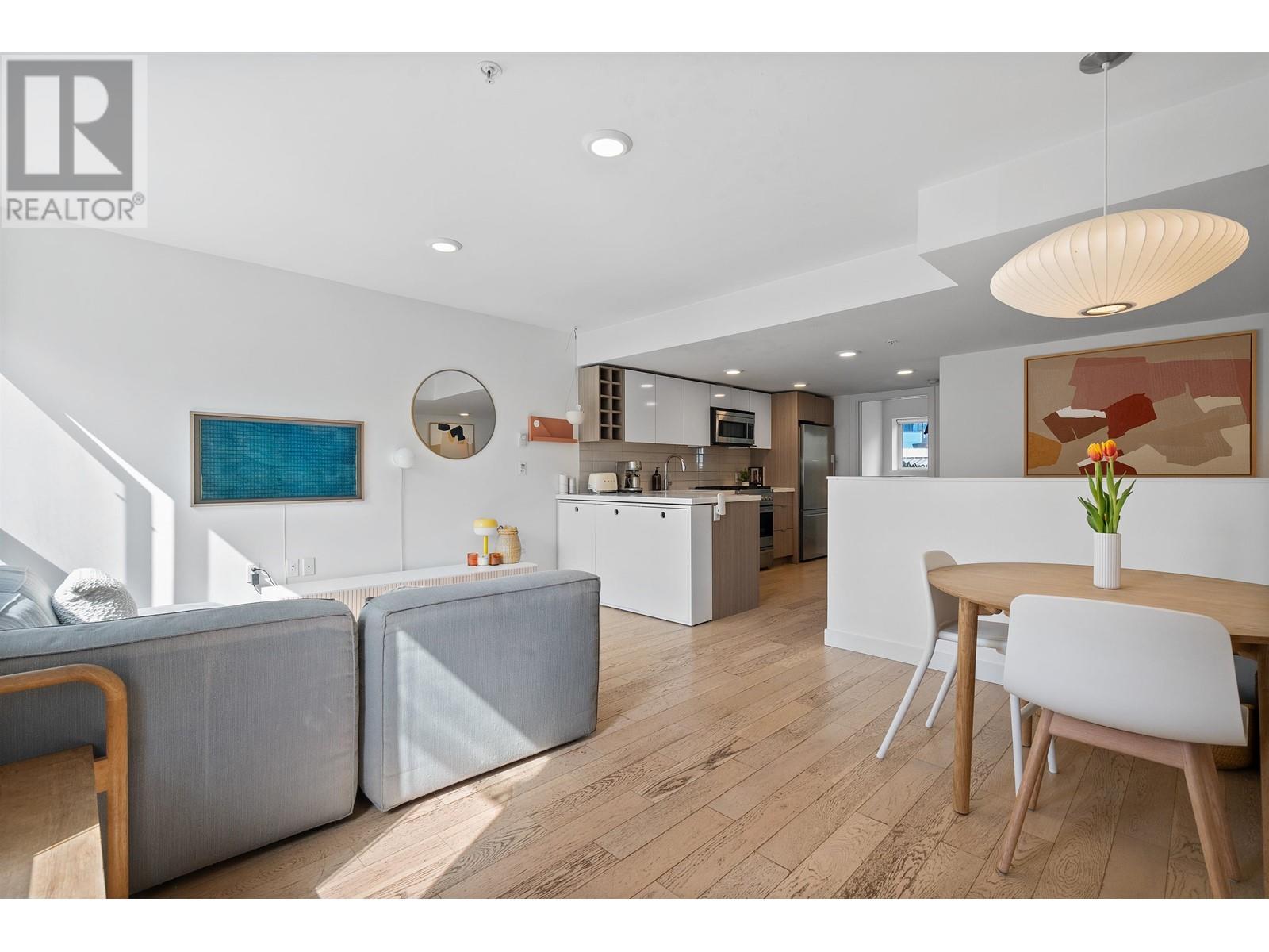 355 E 16th Avenue, Vancouver, British Columbia  V5T 2T7 - Photo 8 - R3013259