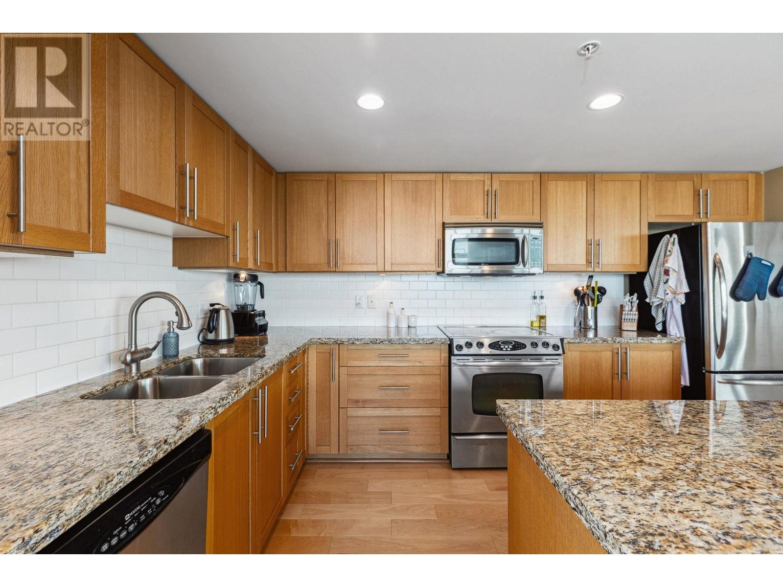 2102 125 Milross Avenue, Vancouver, British Columbia  V6A 0A1 - Photo 15 - R3013272