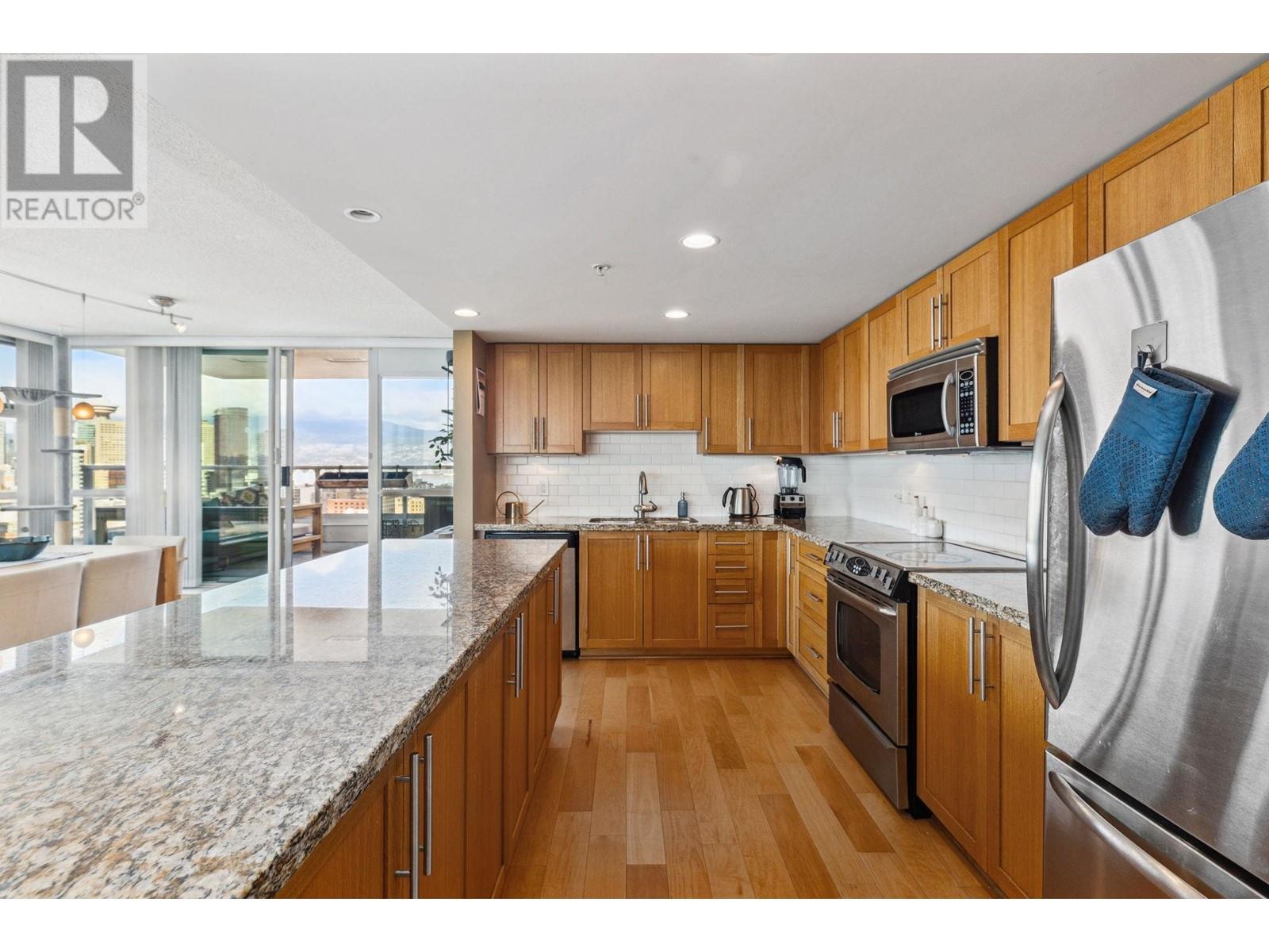 2102 125 Milross Avenue, Vancouver, British Columbia  V6A 0A1 - Photo 16 - R3013272