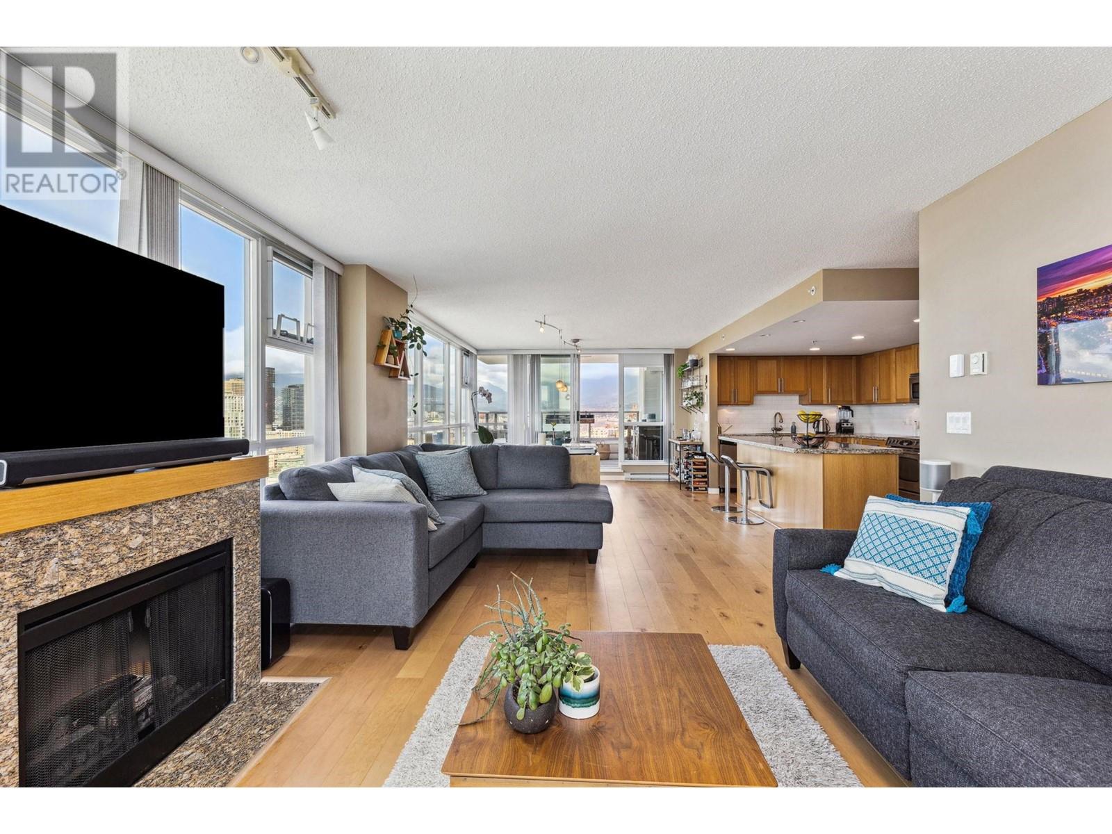 2102 125 Milross Avenue, Vancouver, British Columbia  V6A 0A1 - Photo 4 - R3013272