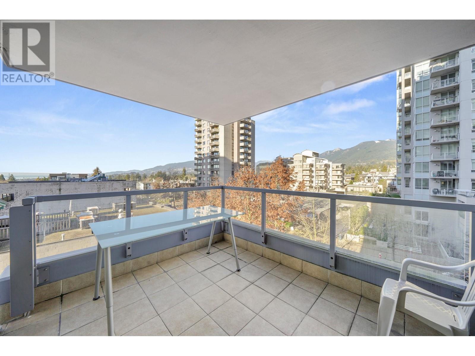 403 121 W 16th Street, North Vancouver, British Columbia  V7M 3P4 - Photo 8 - R3013308