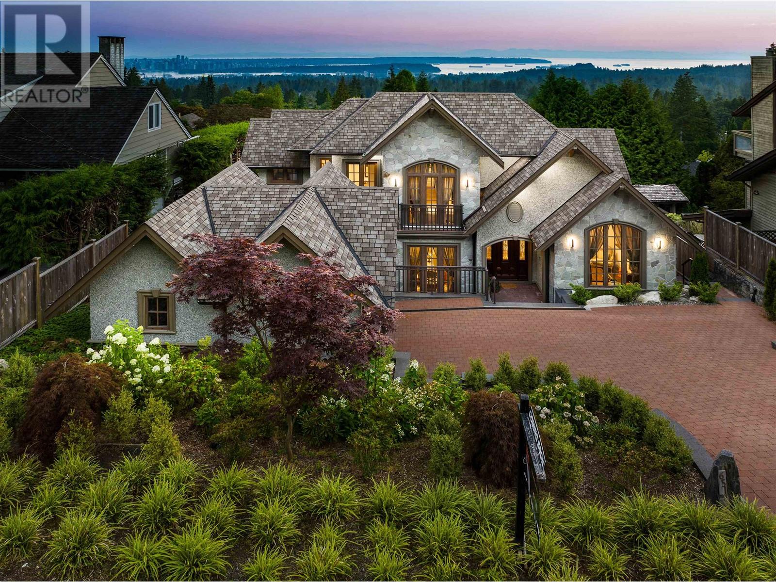 Property at 651 ALPINE COURT image 1