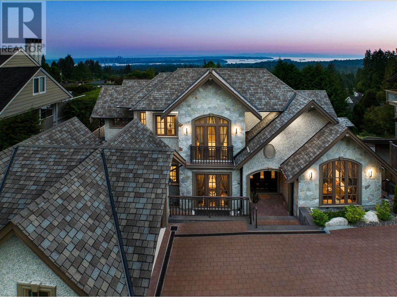 Property at 651 ALPINE COURT image 3