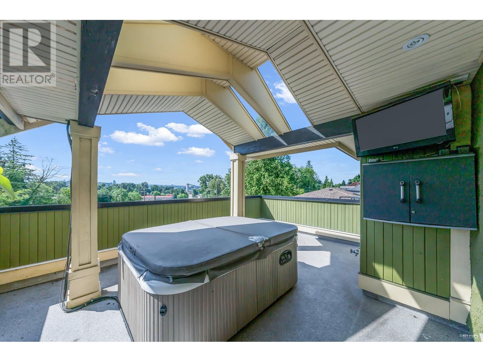 1239 Shavington Street, North Vancouver, British Columbia  V7L 1L1 - Photo 11 - R3013330