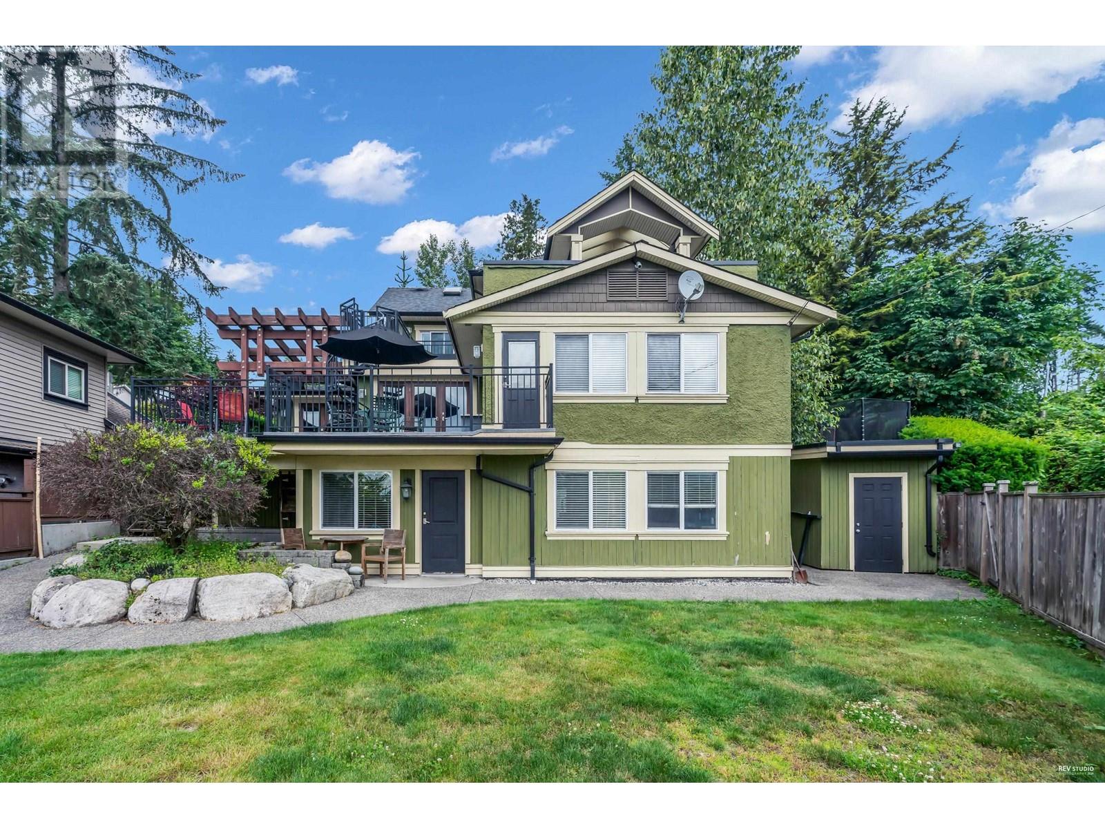 1239 Shavington Street, North Vancouver, British Columbia  V7L 1L1 - Photo 2 - R3013330