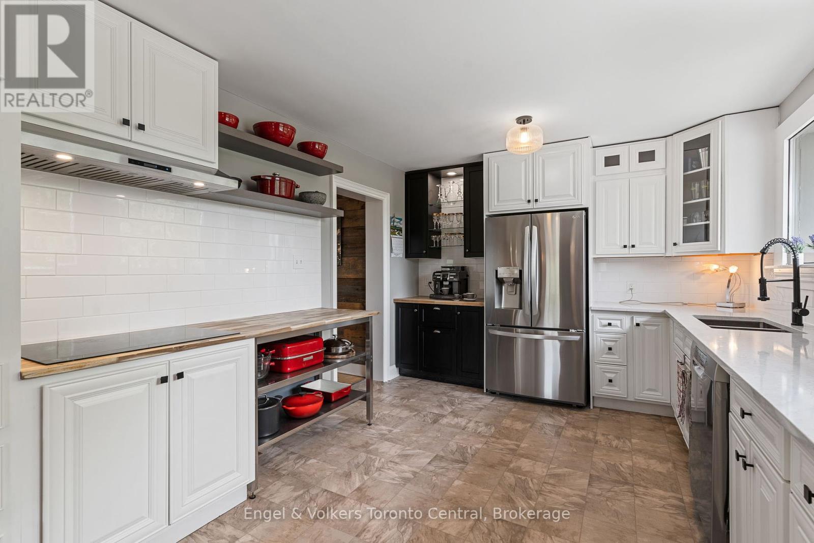 215588 Concession 4, Chatsworth, Ontario  N0H 2V0 - Photo 19 - X12208304