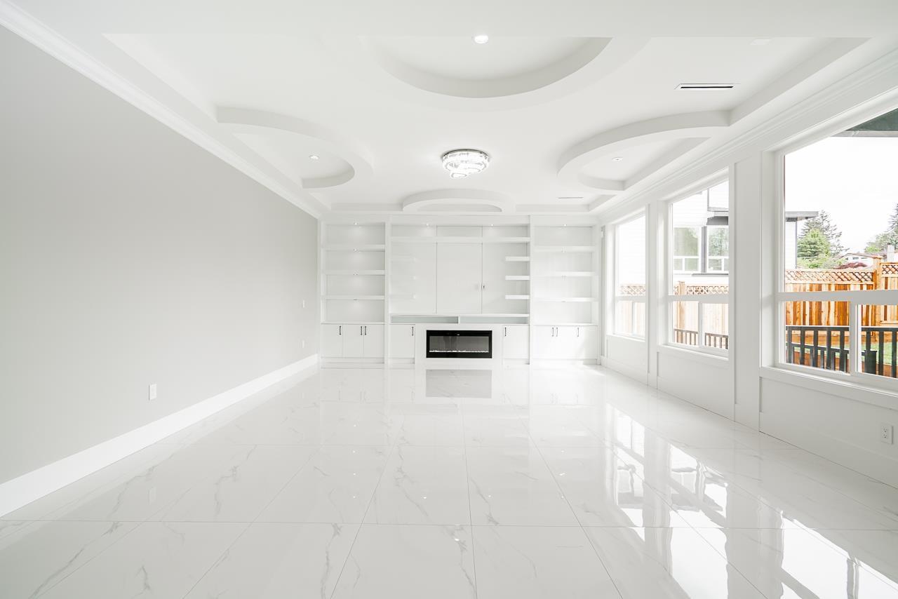 Property at 13978 113A AVENUE image 4