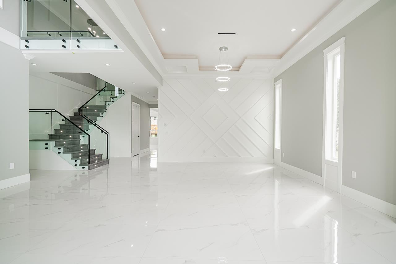 Property at 13978 113A AVENUE image 3