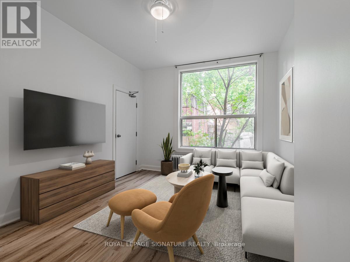 1B - 1 BELLWOODS PARK, Toronto, Ontario