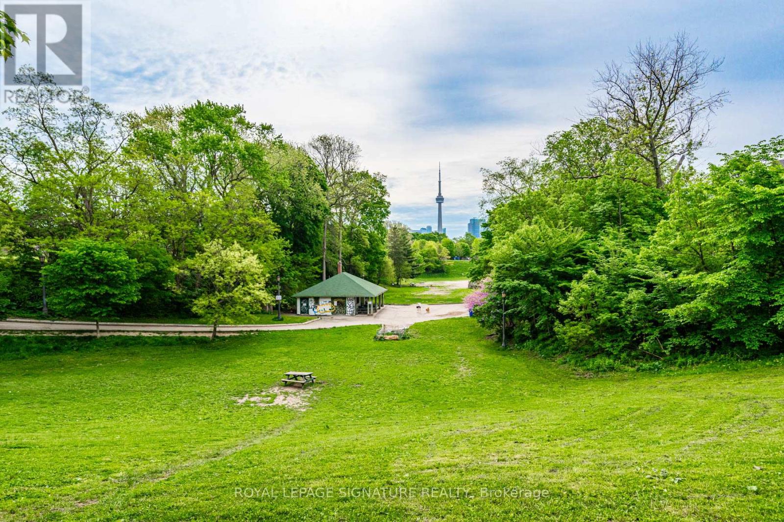 1b - 1 Bellwoods Park, Toronto, Ontario  M6J 1S4 - Photo 10 - C12208300