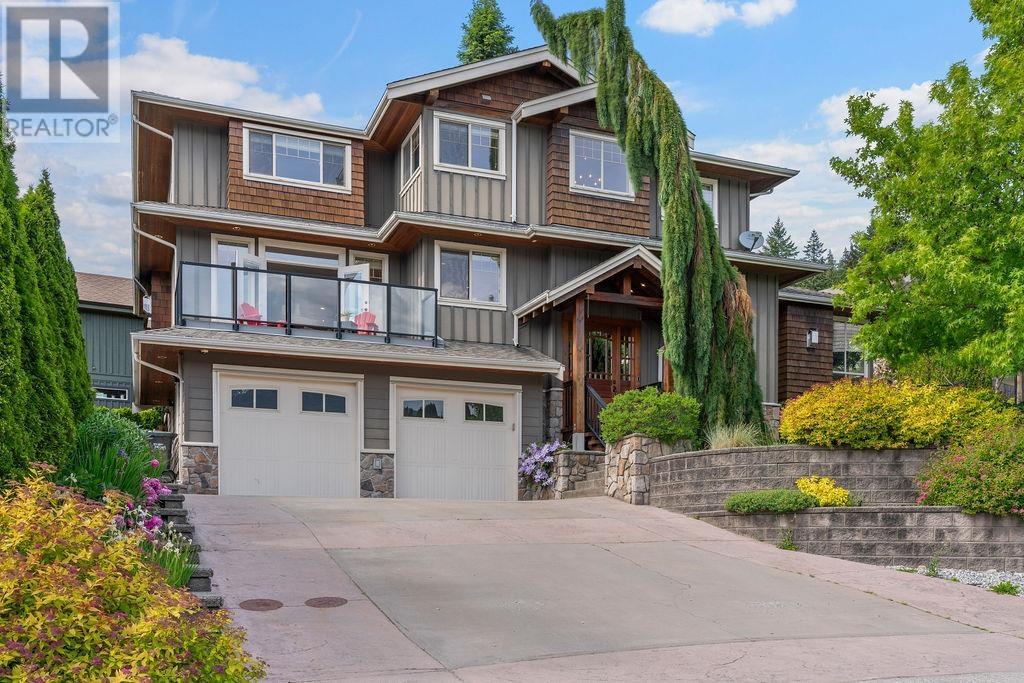1041 Glacier View Place, Squamish, British Columbia  V8B 0G1 - Photo 1 - R3013339
