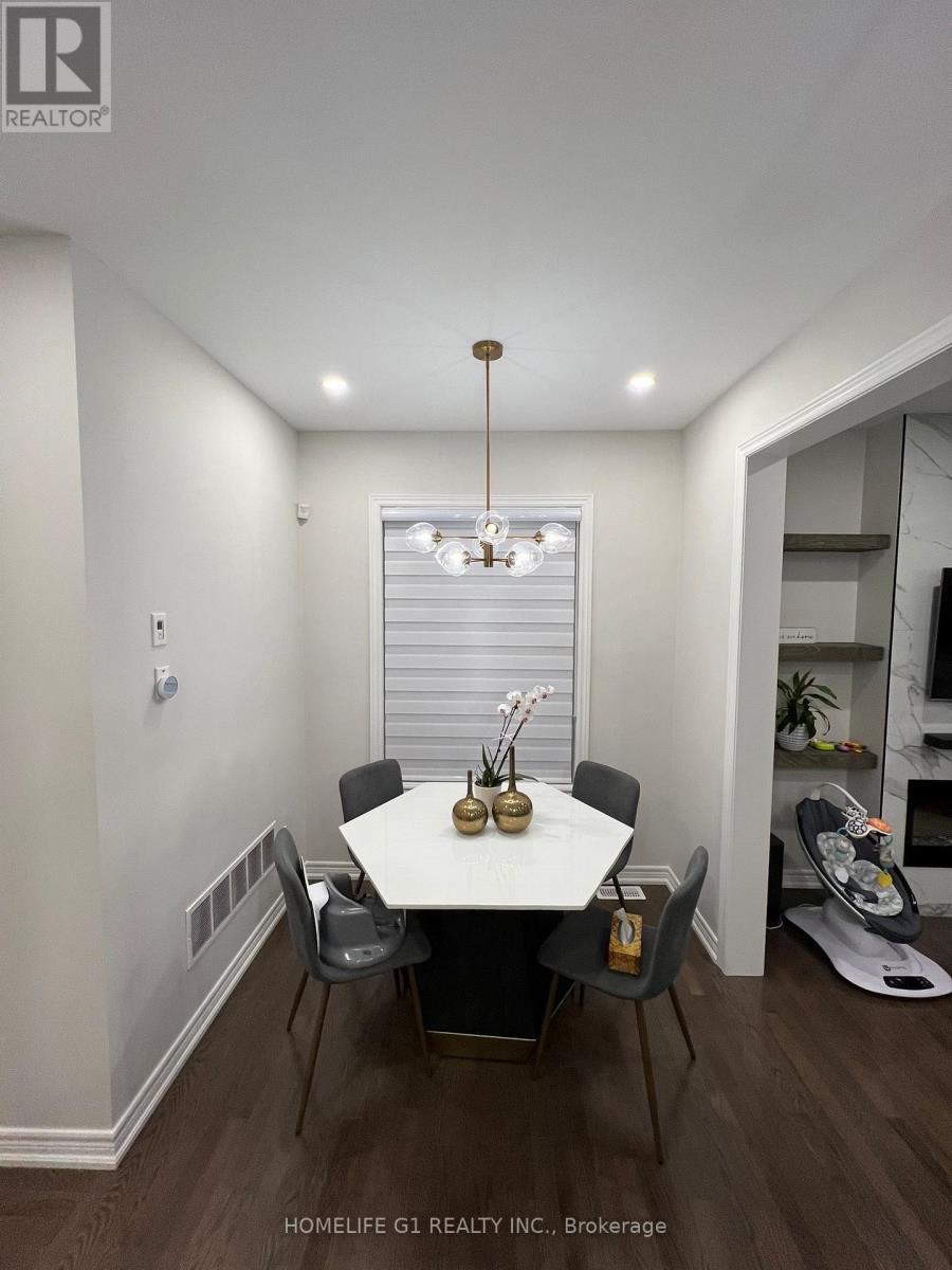 112 Emerald Coast Trail, Brampton, Ontario  L7A 5A7 - Photo 3 - W12204771