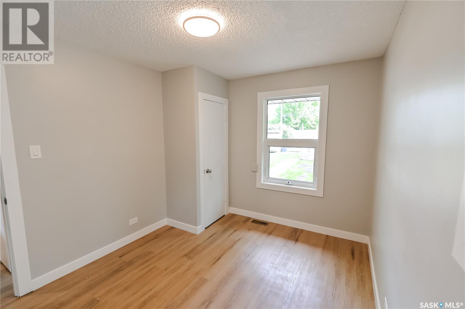 123 24th Street E, Prince Albert, Saskatchewan  S6V 1R6 - Photo 14 - SK008792