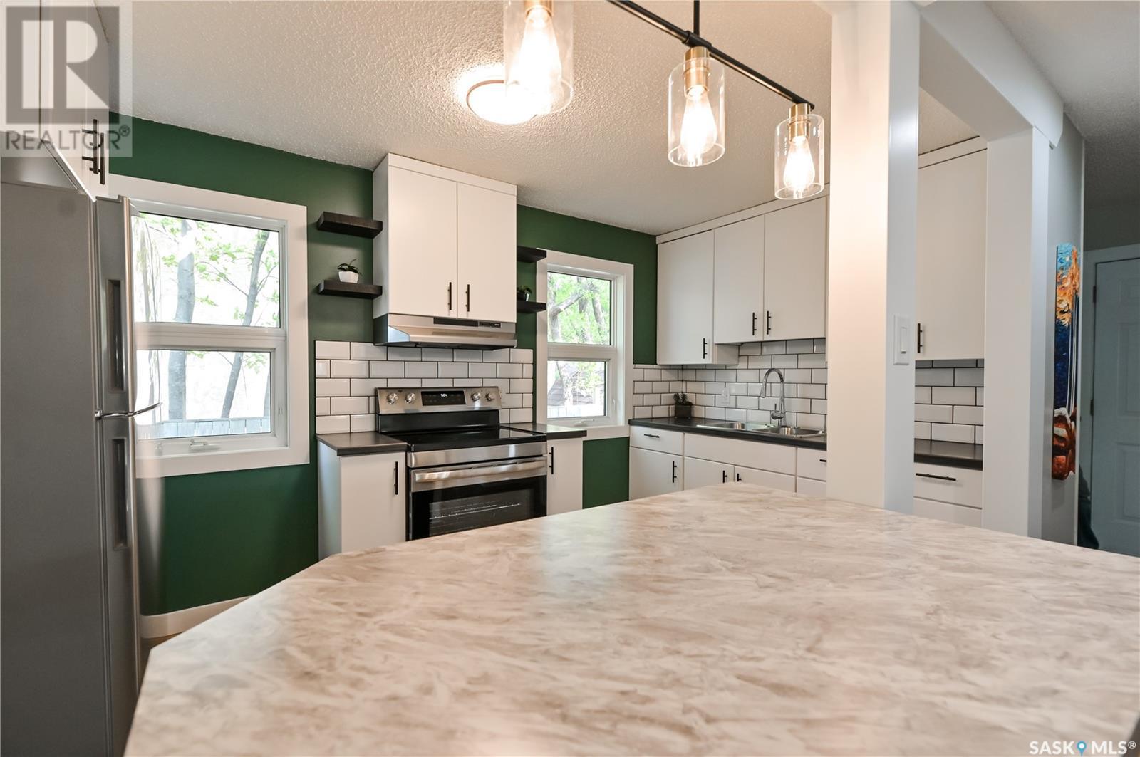 123 24th Street E, Prince Albert, Saskatchewan  S6V 1R6 - Photo 6 - SK008792