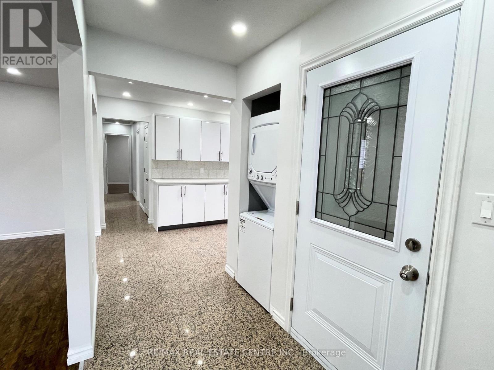 5965 Crimson Drive, Niagara Falls, Ontario  L2G 7T7 - Photo 9 - X12090923