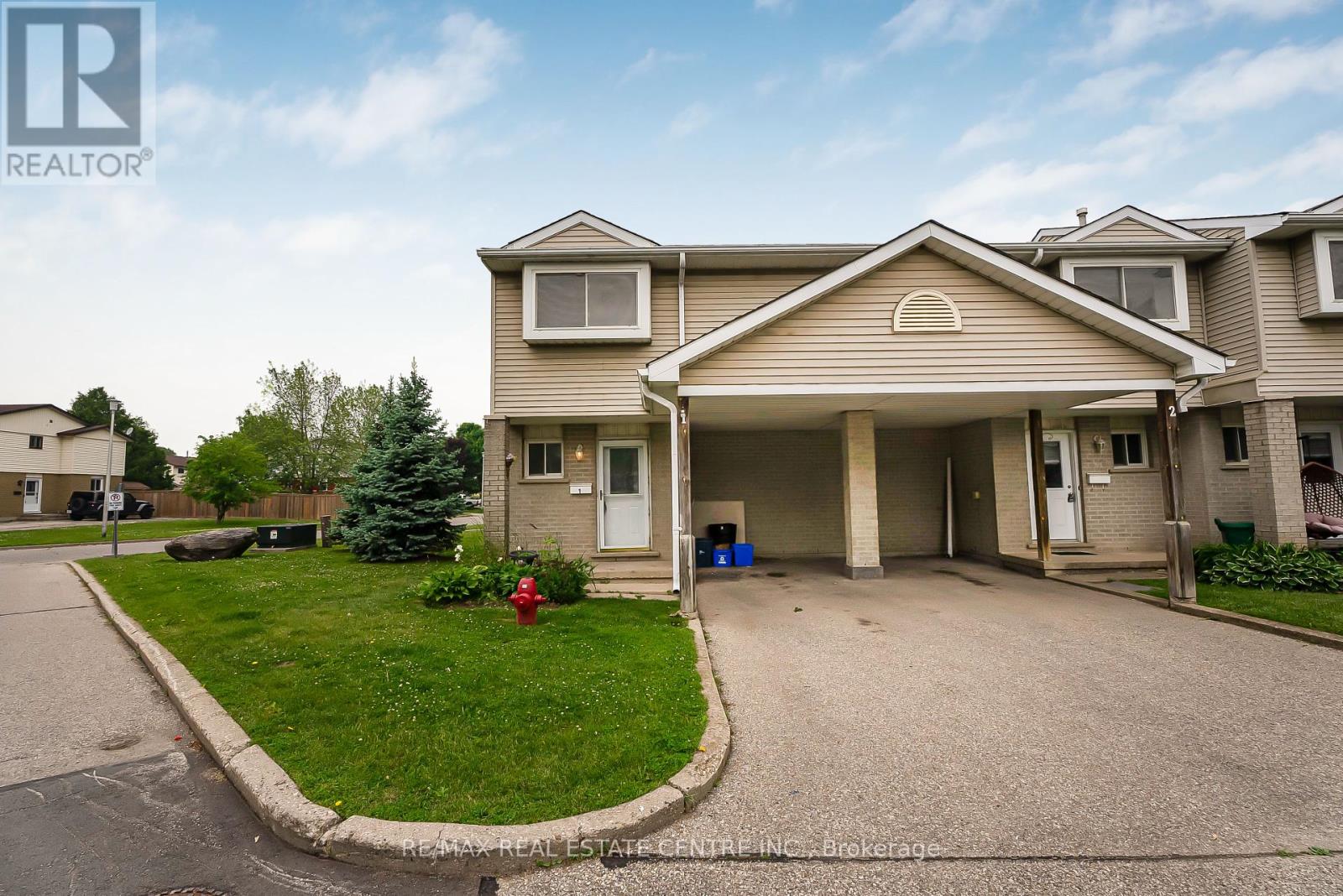1 - 125 Sekura Crescent, Cambridge, Ontario  N1R 8B4 - Photo 2 - X12208291