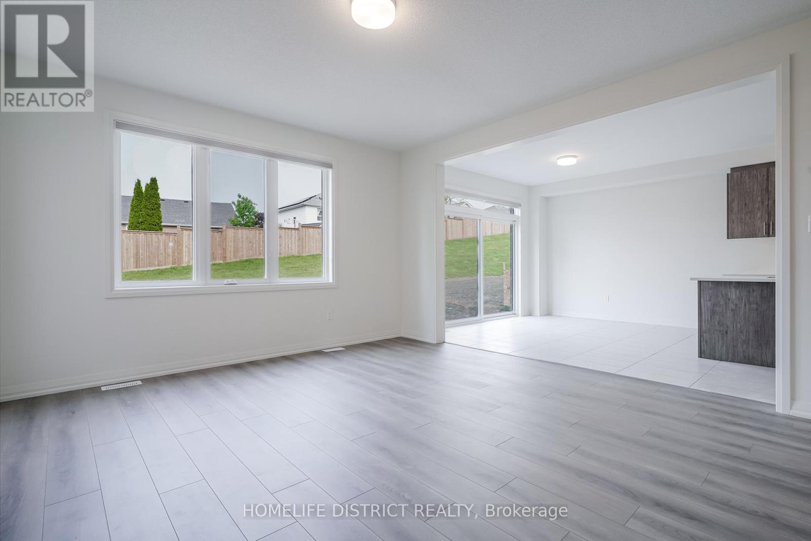 961 Trailsview Avenue, Cobourg, Ontario  K9A 4K3 - Photo 18 - X12208295