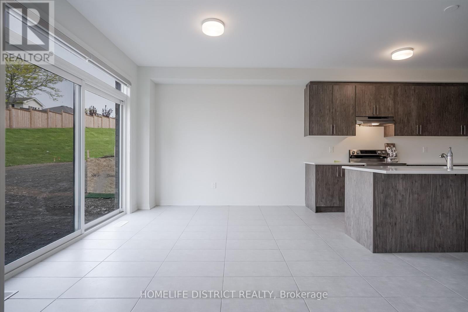 961 Trailsview Avenue, Cobourg, Ontario  K9A 4K3 - Photo 21 - X12208295