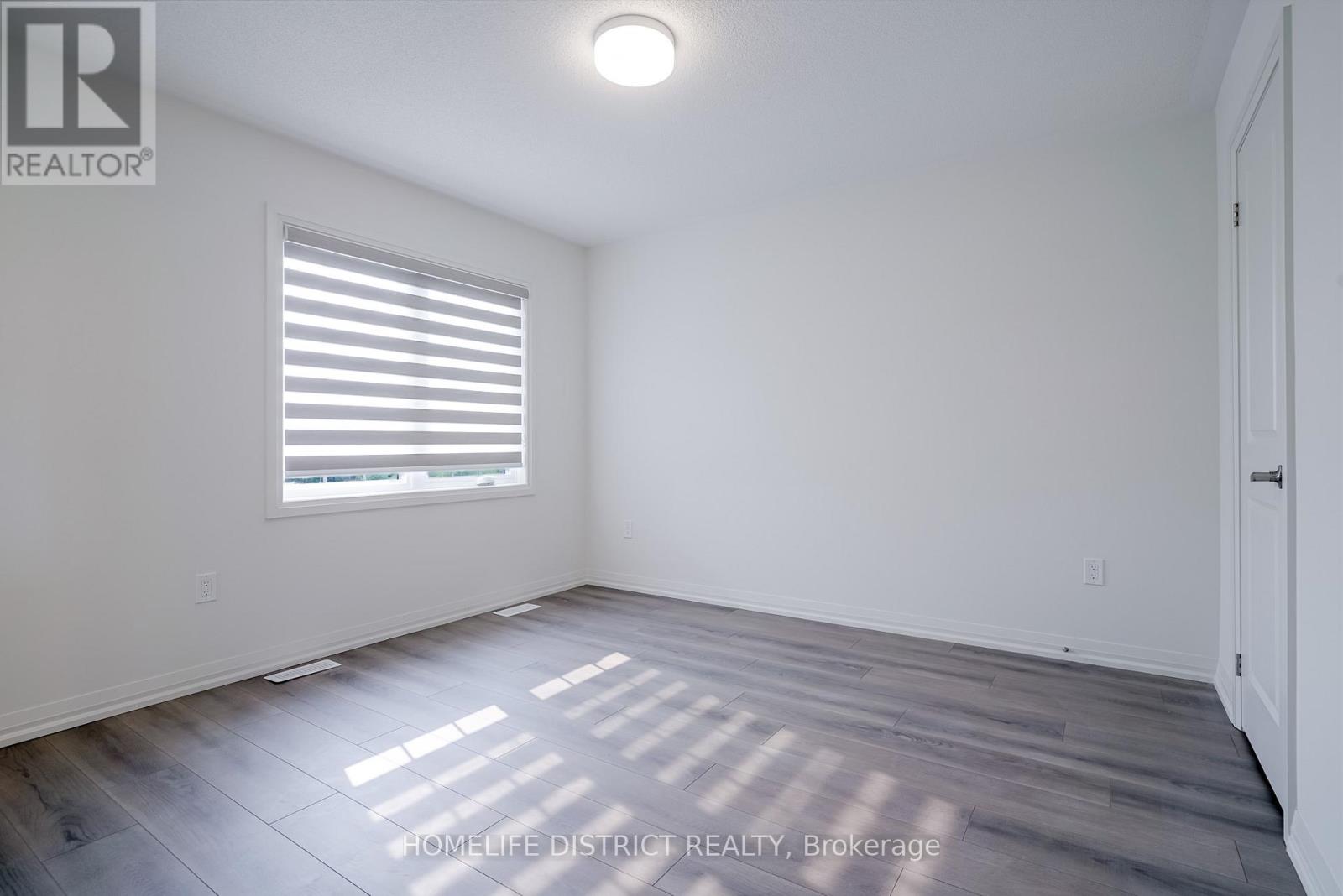 961 Trailsview Avenue, Cobourg, Ontario  K9A 4K3 - Photo 37 - X12208295