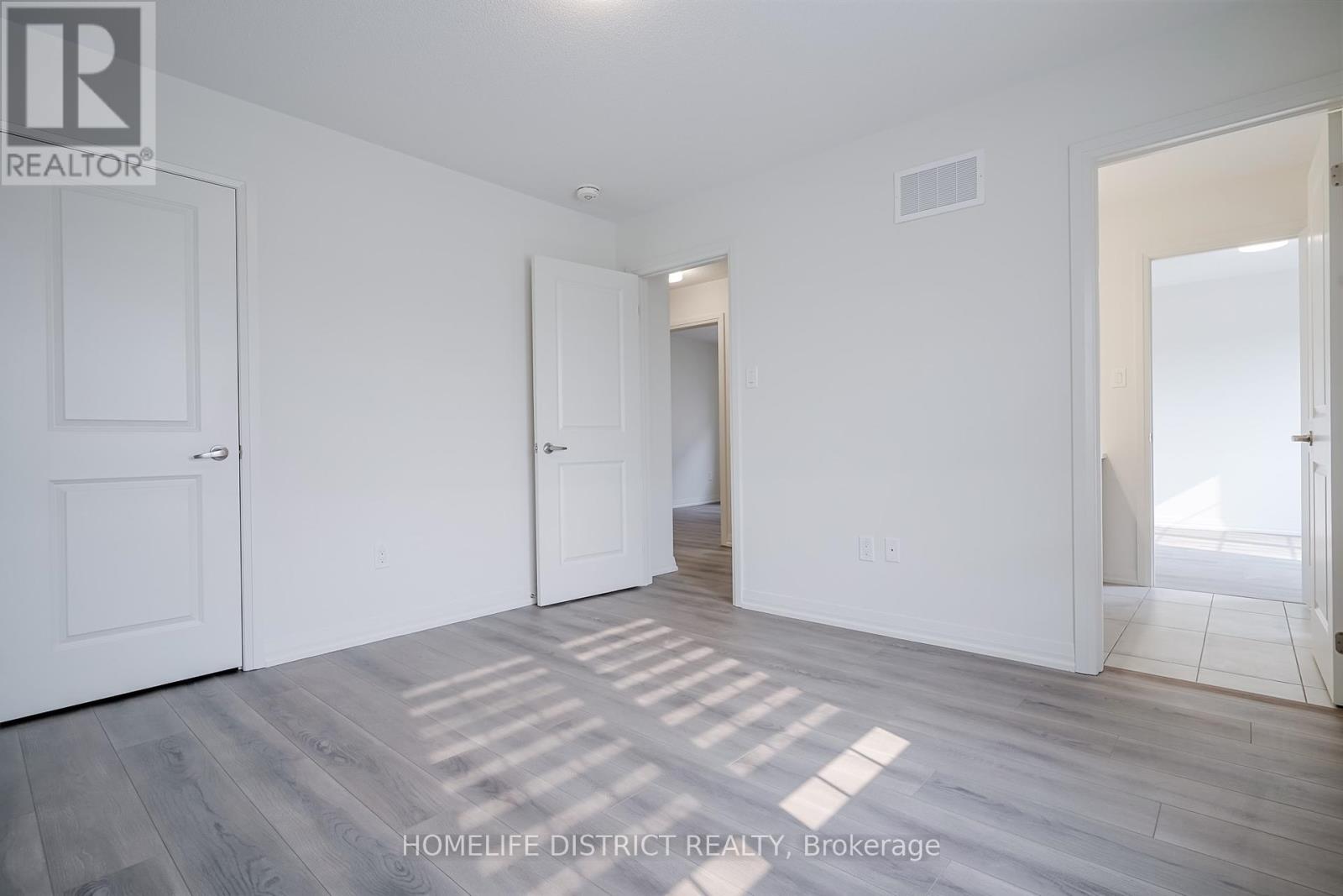 961 Trailsview Avenue, Cobourg, Ontario  K9A 4K3 - Photo 38 - X12208295