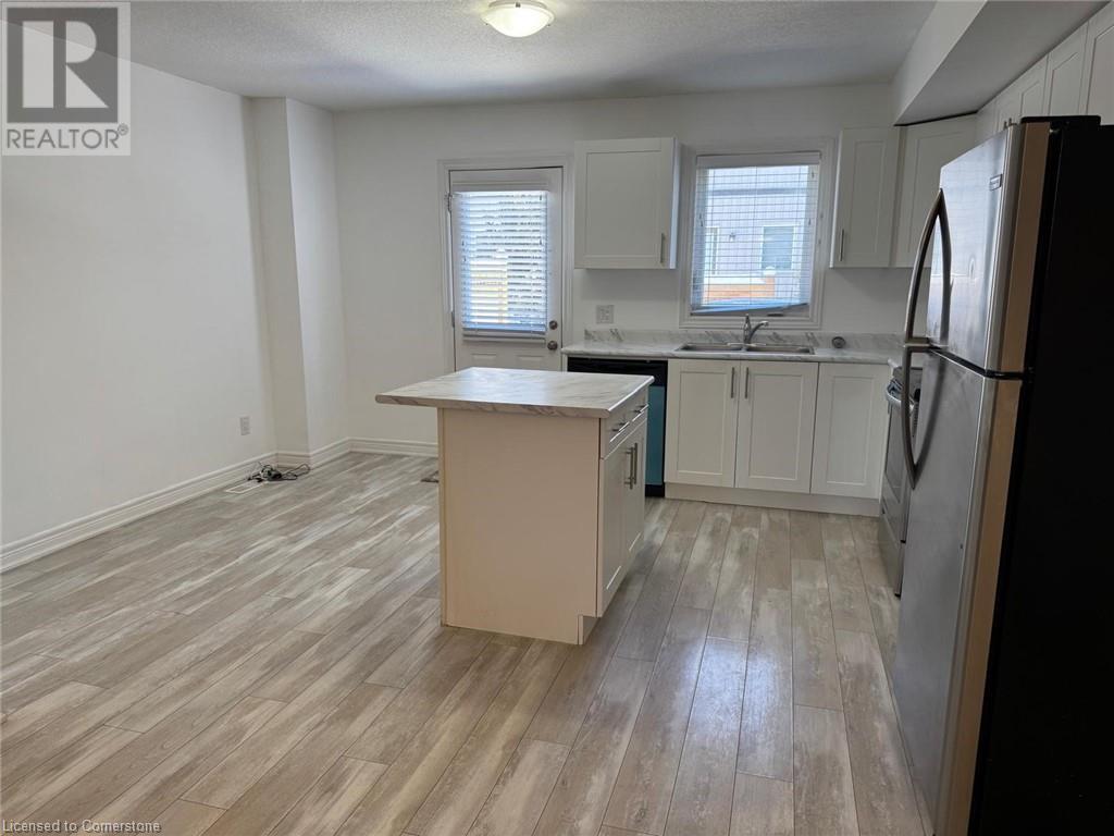 7768 Ascot Circle Unit# 52, Niagara Falls, Ontario  L2H 3P9 - Photo 4 - 40701338