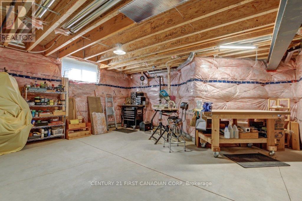 2441 Moe Norman Way, London South, Ontario  N6K 5R5 - Photo 24 - X12208352