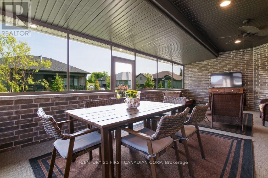 2441 Moe Norman Way, London South, Ontario  N6K 5R5 - Photo 26 - X12208352