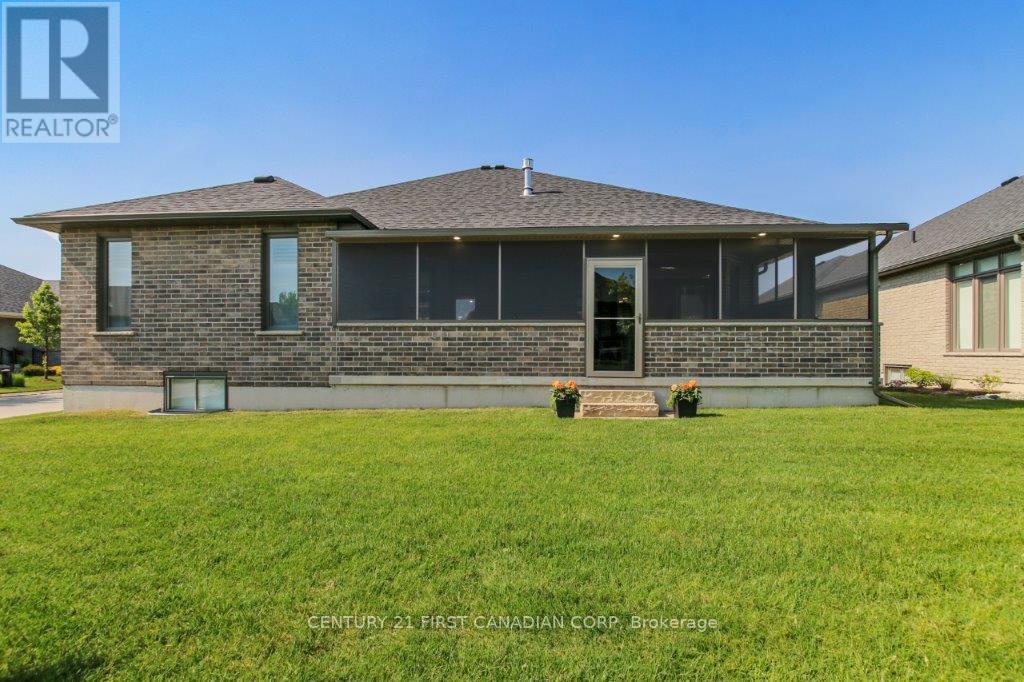 2441 Moe Norman Way, London South, Ontario  N6K 5R5 - Photo 4 - X12208352