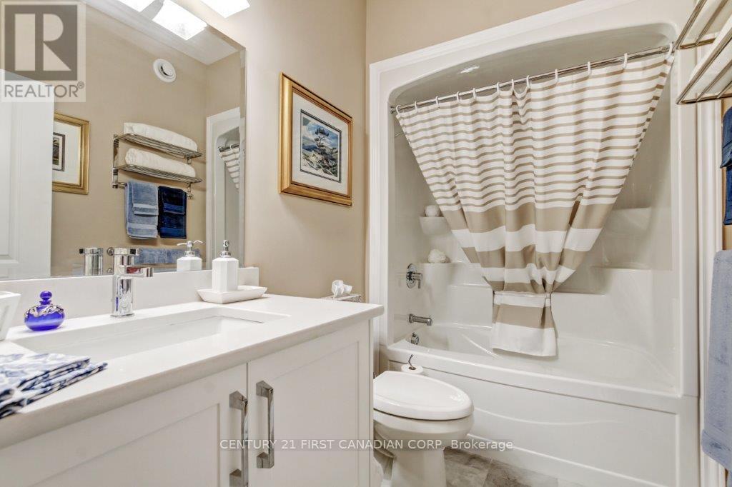 2441 Moe Norman Way, London South, Ontario  N6K 5R5 - Photo 8 - X12208352