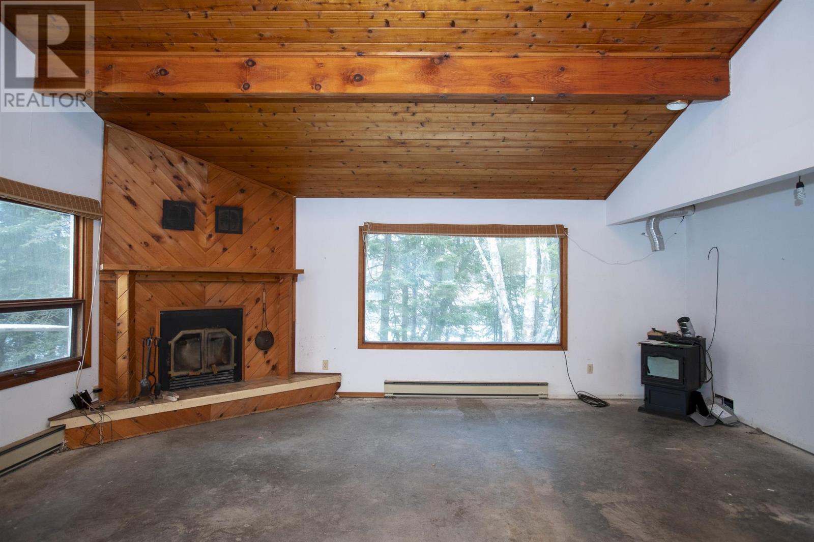 146 River Rd, Kakabeka Falls, Ontario  P0T 1W0 - Photo 10 - TB251563