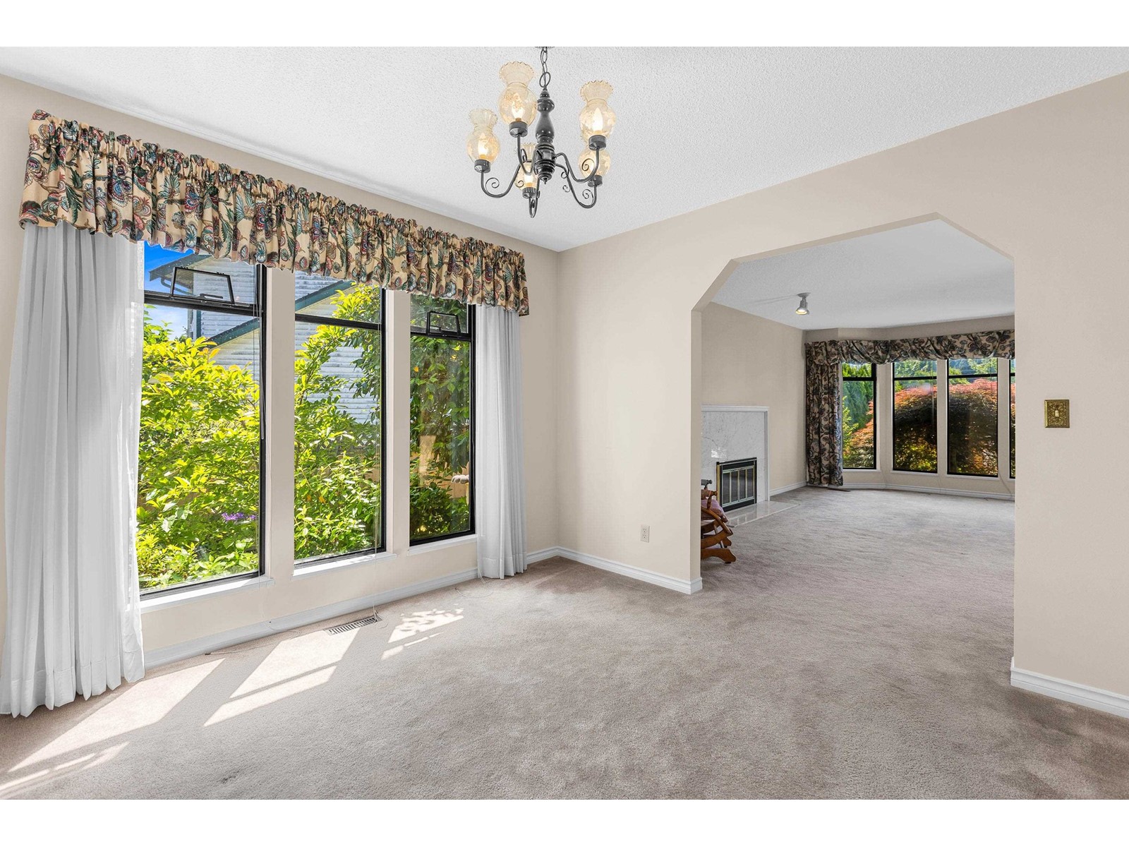 1838 140b Street, Surrey, British Columbia  V4A 6X8 - Photo 5 - R3013269