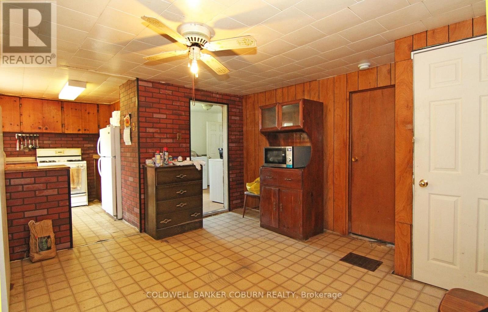 11597 Dundela Road, South Dundas, Ontario  K0E 1K0 - Photo 10 - X12208310