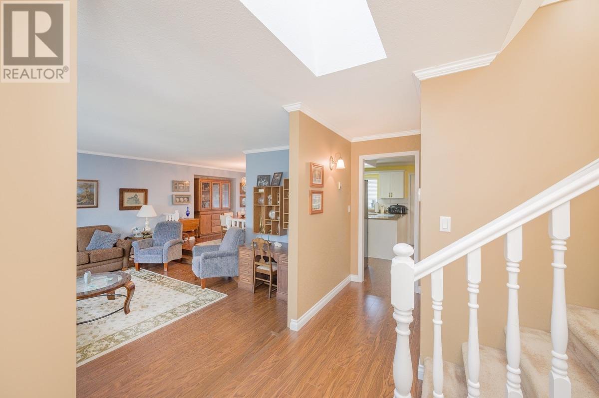 11676 Miller Street, Maple Ridge, British Columbia  V2X 9M6 - Photo 3 - R3011348
