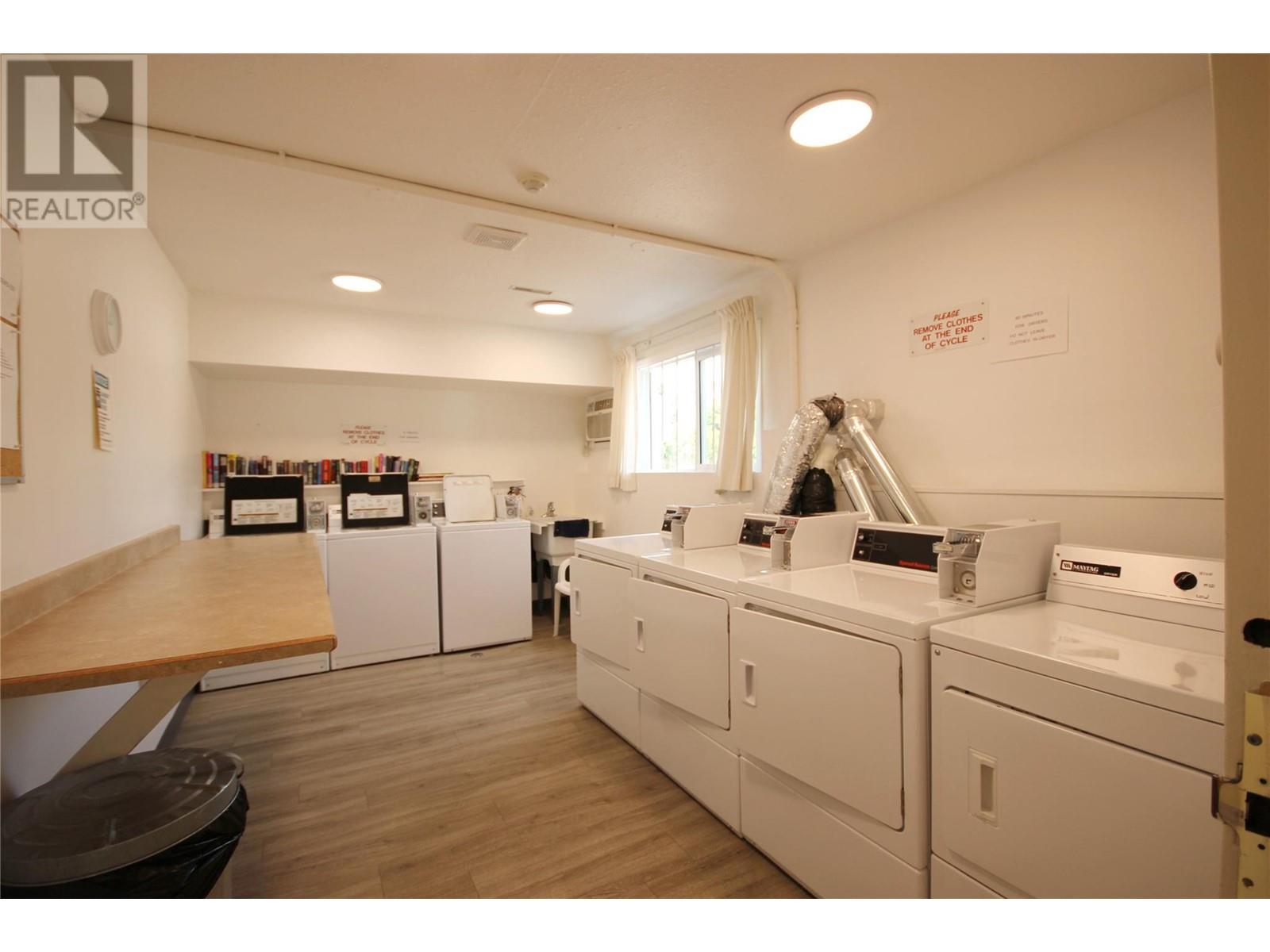 150 Skaha Place Unit# 402, Penticton, British Columbia  V2A 7K1 - Photo 12 - 10338767