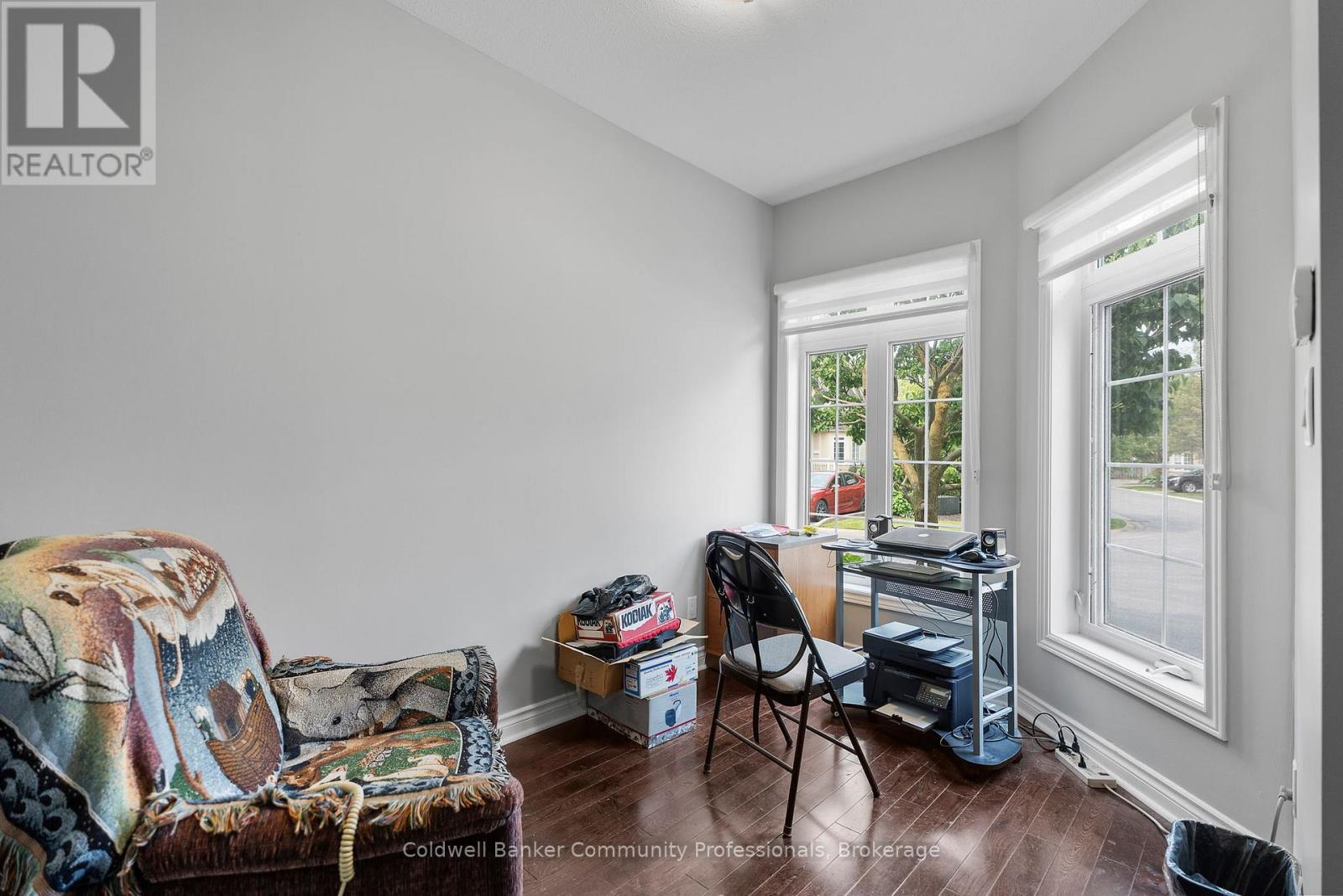 16 - 8142 Costabile Drive, Niagara Falls (Ascot), Ontario  L2H 3M3 - Photo 5 - X12208321